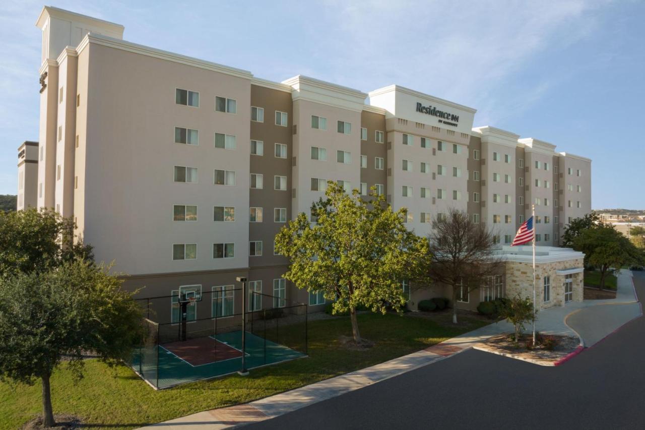 Residence Inn By Marriott San Antonio Six Flags At The Rim Exterior foto